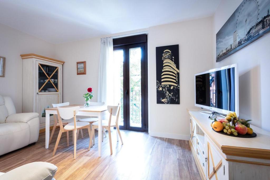 דירות סרגוסה Az El Balcon De Cesar Augusto מראה חיצוני תמונה
